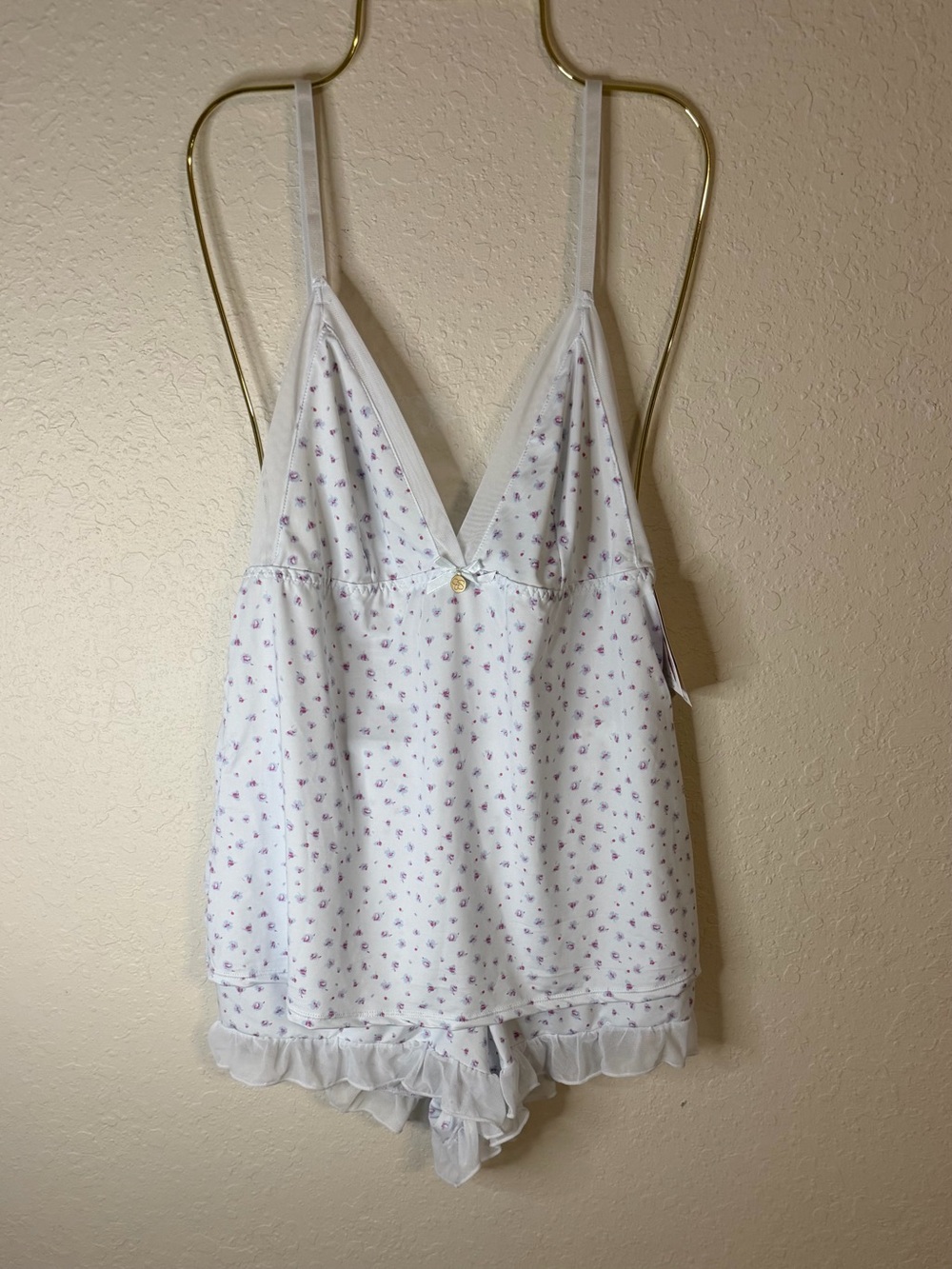 Jessica Simpson Women’s Pajama Set  Light Blue Floral Cami & Ruffle Shorts Sz L